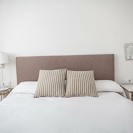 Apartamento Mendoza เซบีญา ภายนอก รูปภาพ