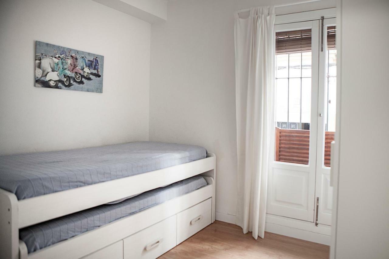 Apartamento Mendoza เซบีญา ภายนอก รูปภาพ